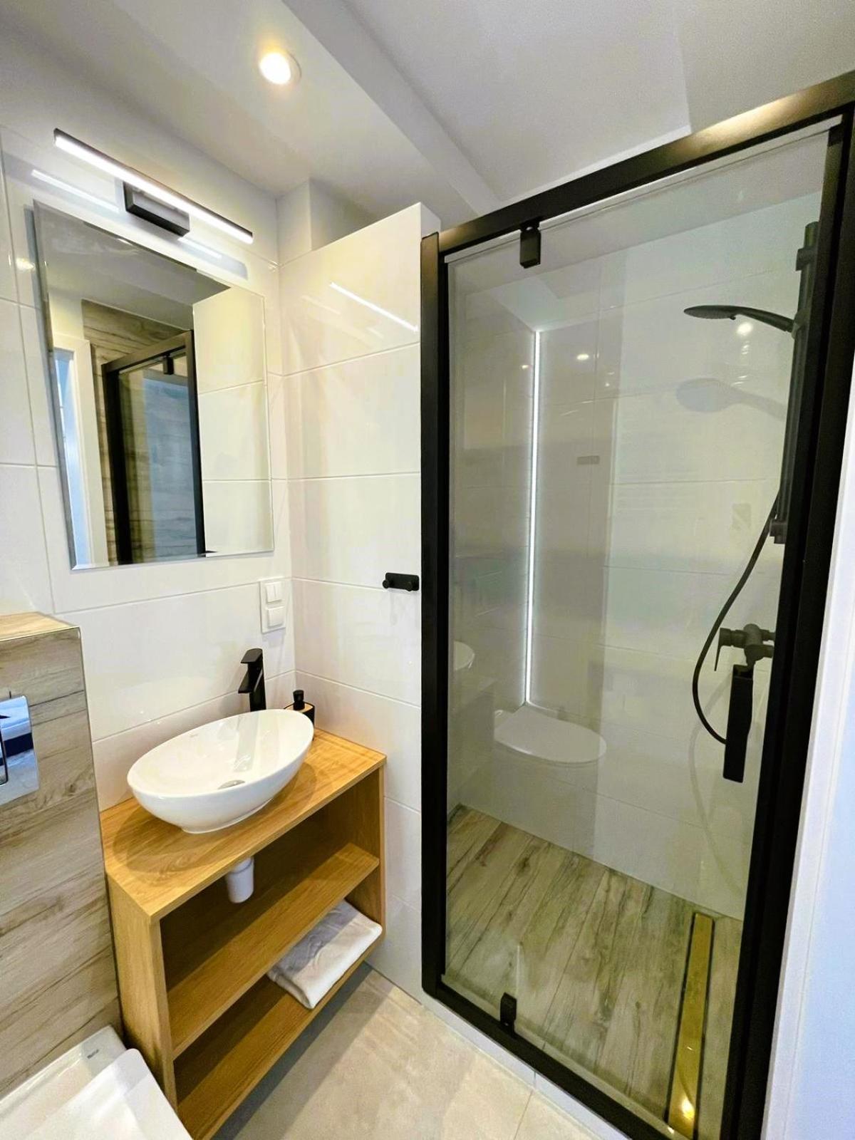 Bialy Port Hotel Rajgrod Ngoại thất bức ảnh